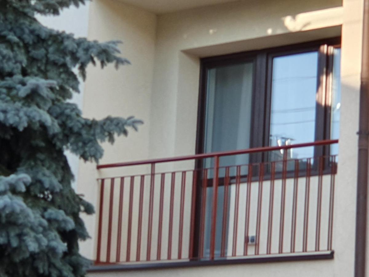 Hostel Mleczna - Metro Zacisze Warszawa Eksteriør billede